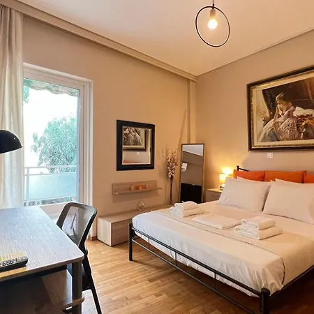 Koukaki Cozy Retreat 1' From Metro Apartment *
